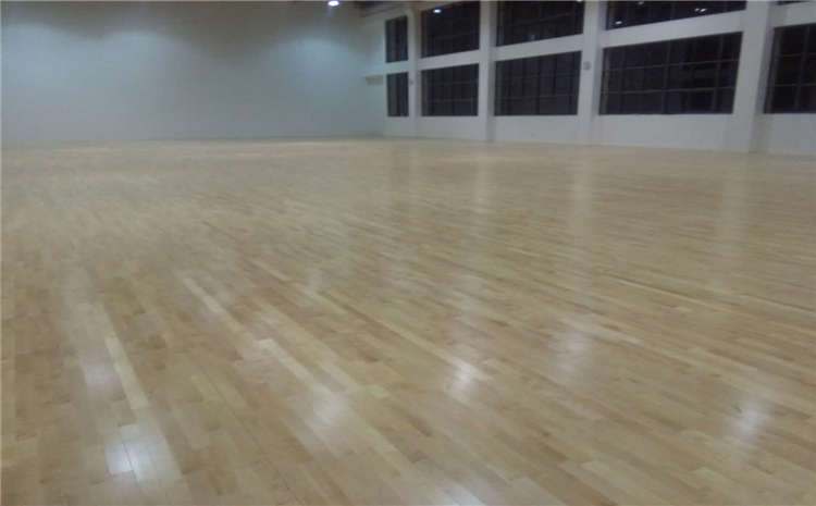 河南省有体育篮球木地板品牌吗？