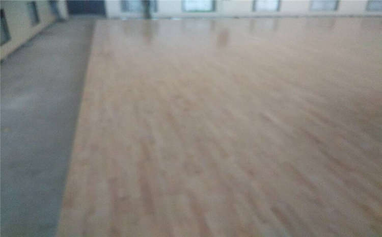 鹤岗枫木体育木地板安装与售后