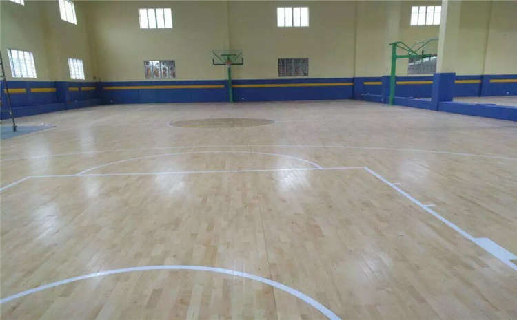 篮球木地板价格一平方米多少钱