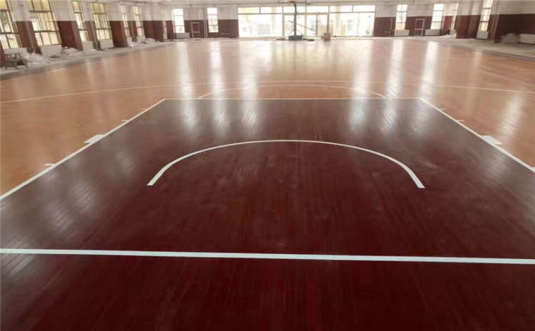 篮球馆使用木地板的6大优点