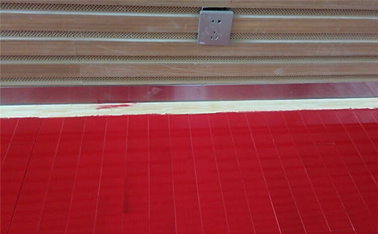 【NBA内部流出】场馆篮球木地板选啥油漆好？