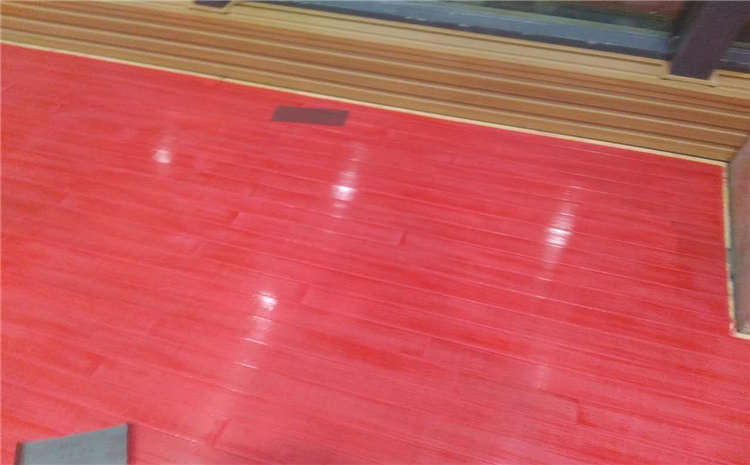 羽毛球塑胶运动木地板施工步骤