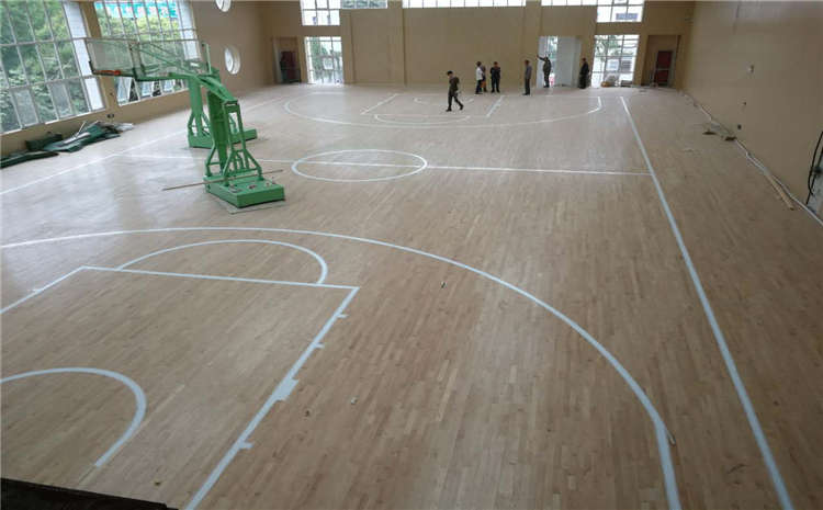 篮球馆运动木地板会受损害的原因