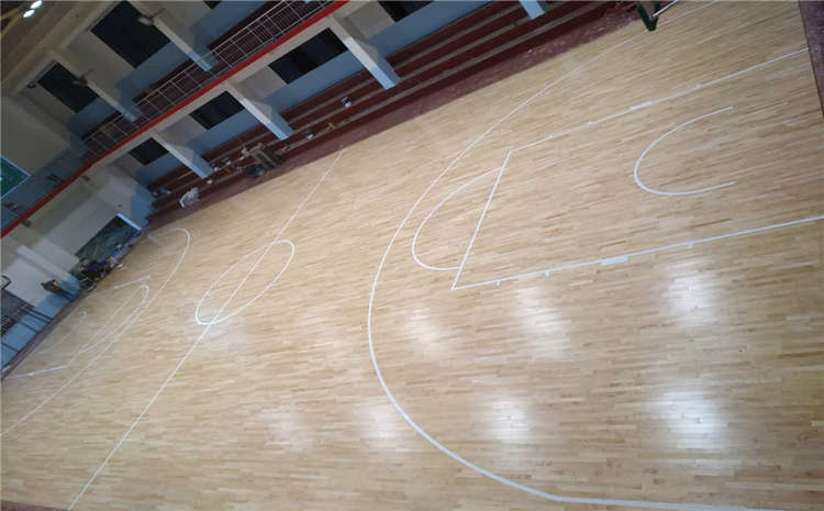什么是篮球木地板