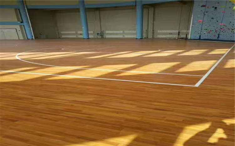 体育运动场馆木地板专业铺装