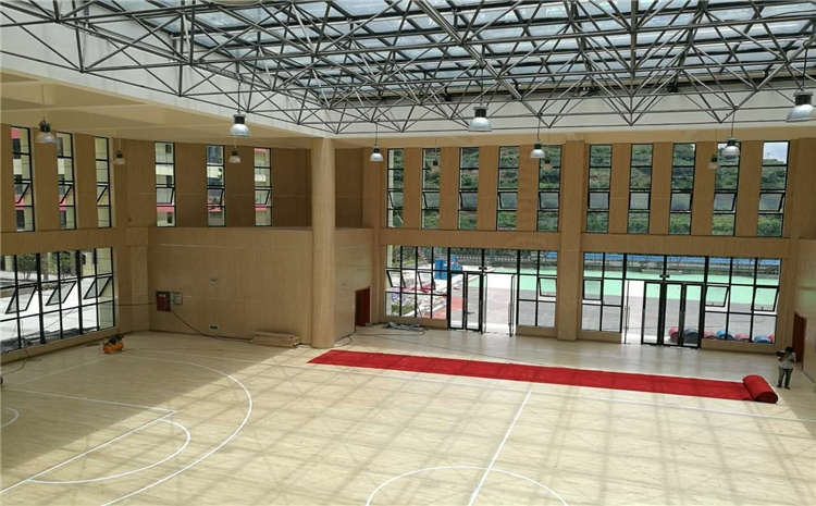 安装篮球木地板前 基础地面要达到施工要求