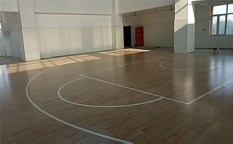 延长篮球木地板寿命有哪些方法？