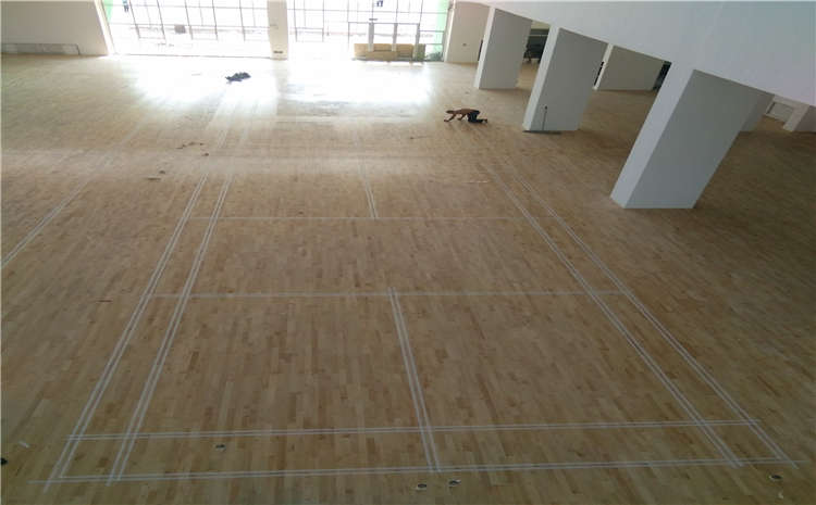 篮球馆运动木地板定制画线更好看！