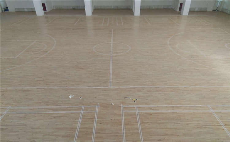 实木篮球木地板安装时要做好三项检查
