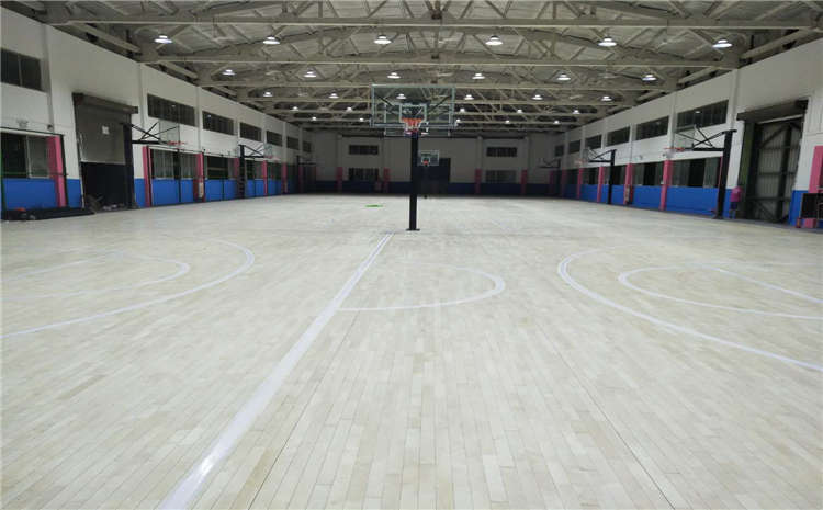 大公开 选到高质量篮球馆运动木地板的诀窍