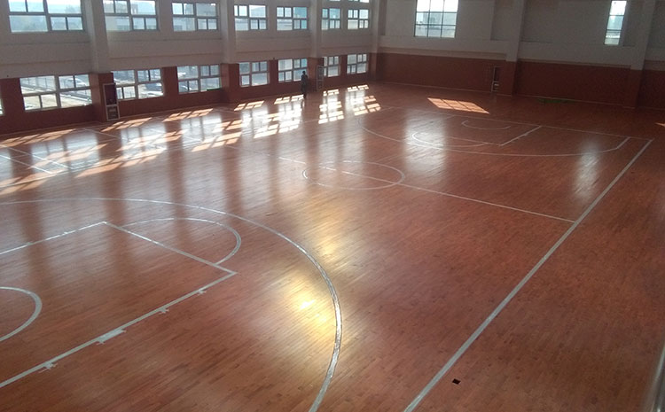 室内篮球馆运动木地板翻新工序