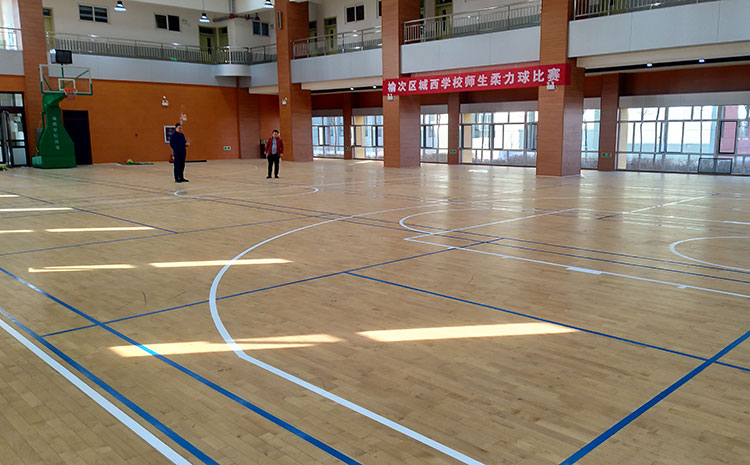 体育篮球木地板UC漆的关键作用