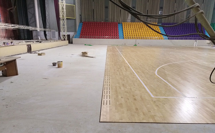 篮球场馆运动木地板安装施工要求和固定骨架