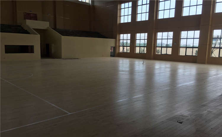 篮球木地板专用漆的特点与保养