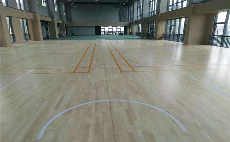 欧氏品牌篮球专用篮球木地板参数