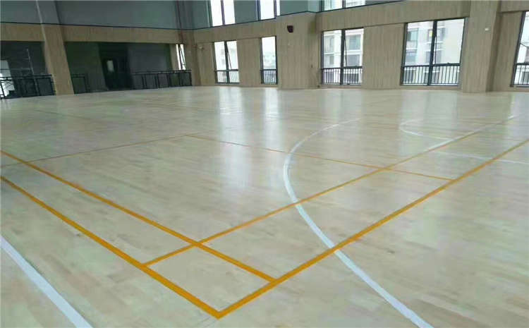 篮球场运动木地板的厚度范围是多少