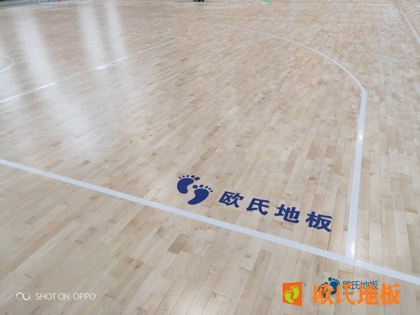 篮球运动馆，运动木地板怎么翻新？